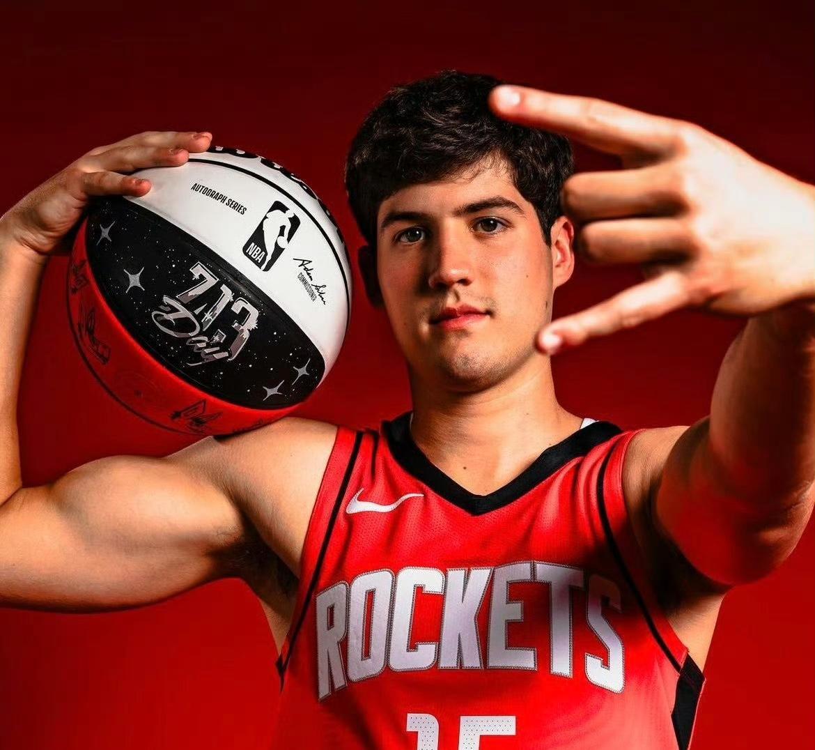 开云体育官方网站-火箭队稳扎稳打，队员状态完美